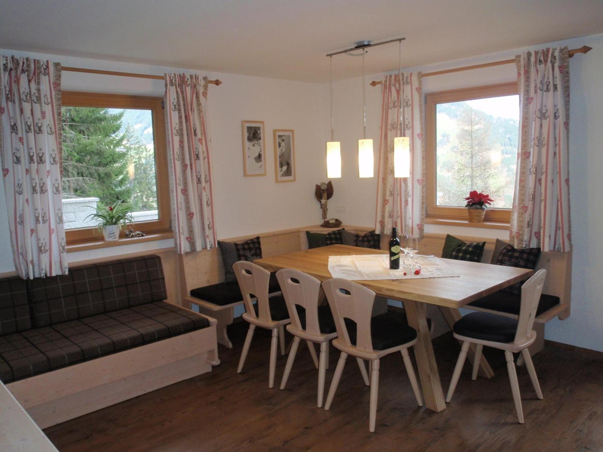 Landhaus Alpenjäger Hainzenberg Zimmer foto